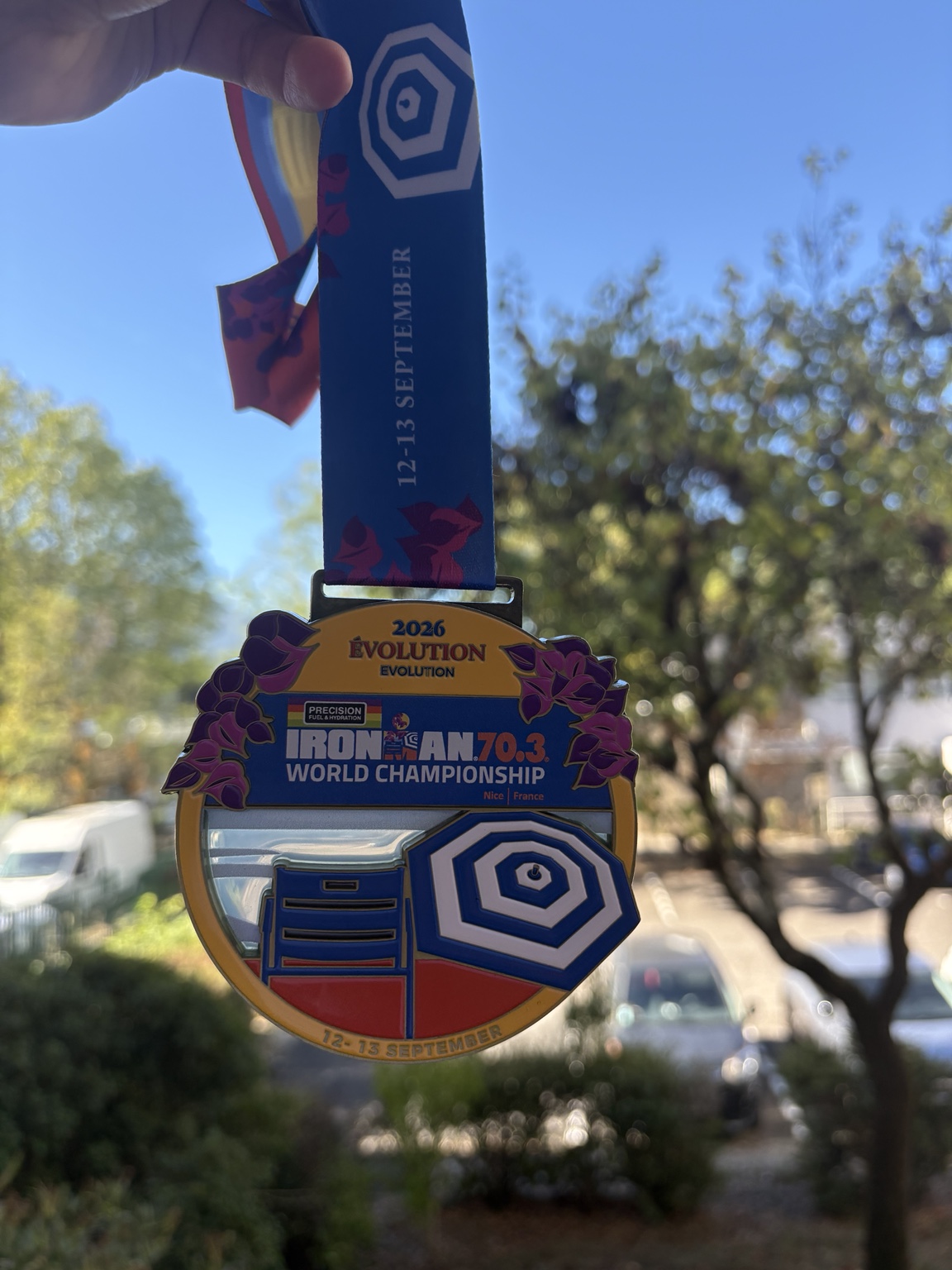 Medalla del Mundial IRONMAN 70.3 de Niza 2026